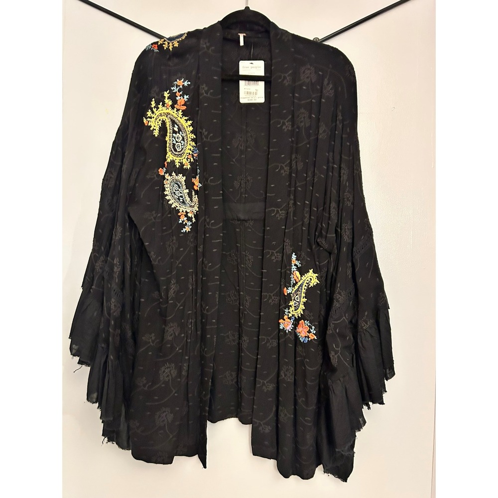 Free People Black Embroidered Paisley Ruffle Sleeve Kimono OB809181 Size M/L NWT